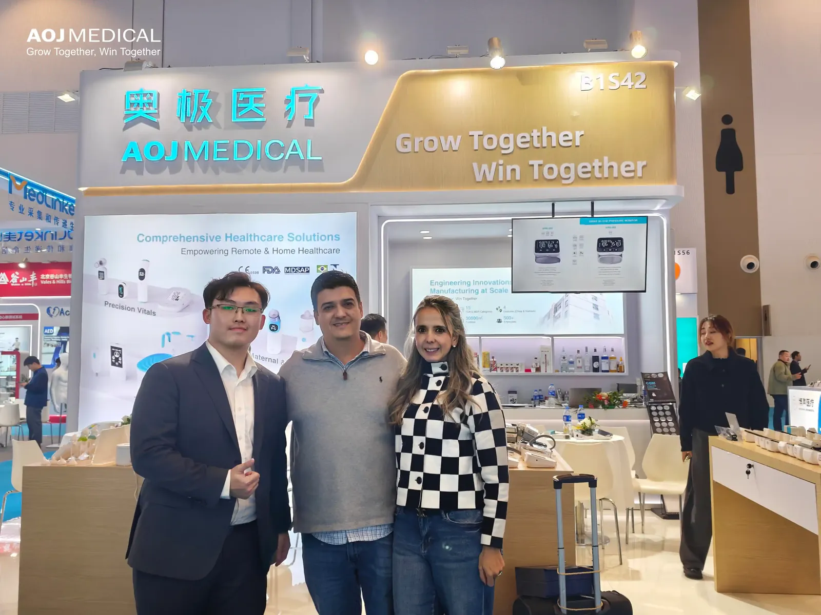 The AOJ Medical team with international partners at Booth B1S42